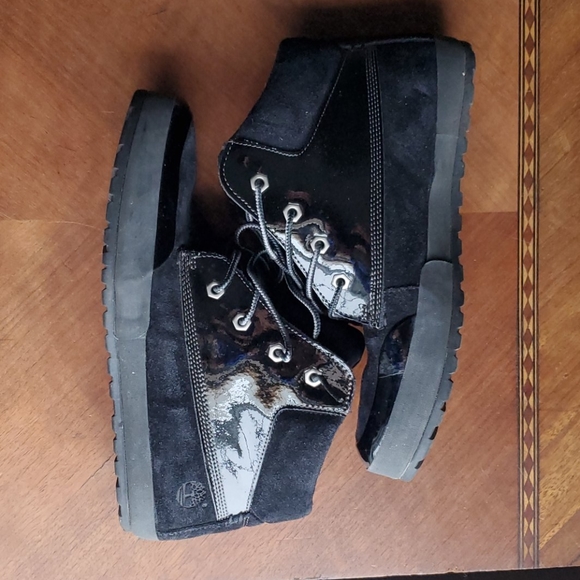 EUC Timberland ankle boots 6.5 - Picture 1 of 4